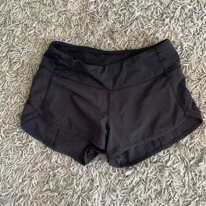 black lulu lemon shorts